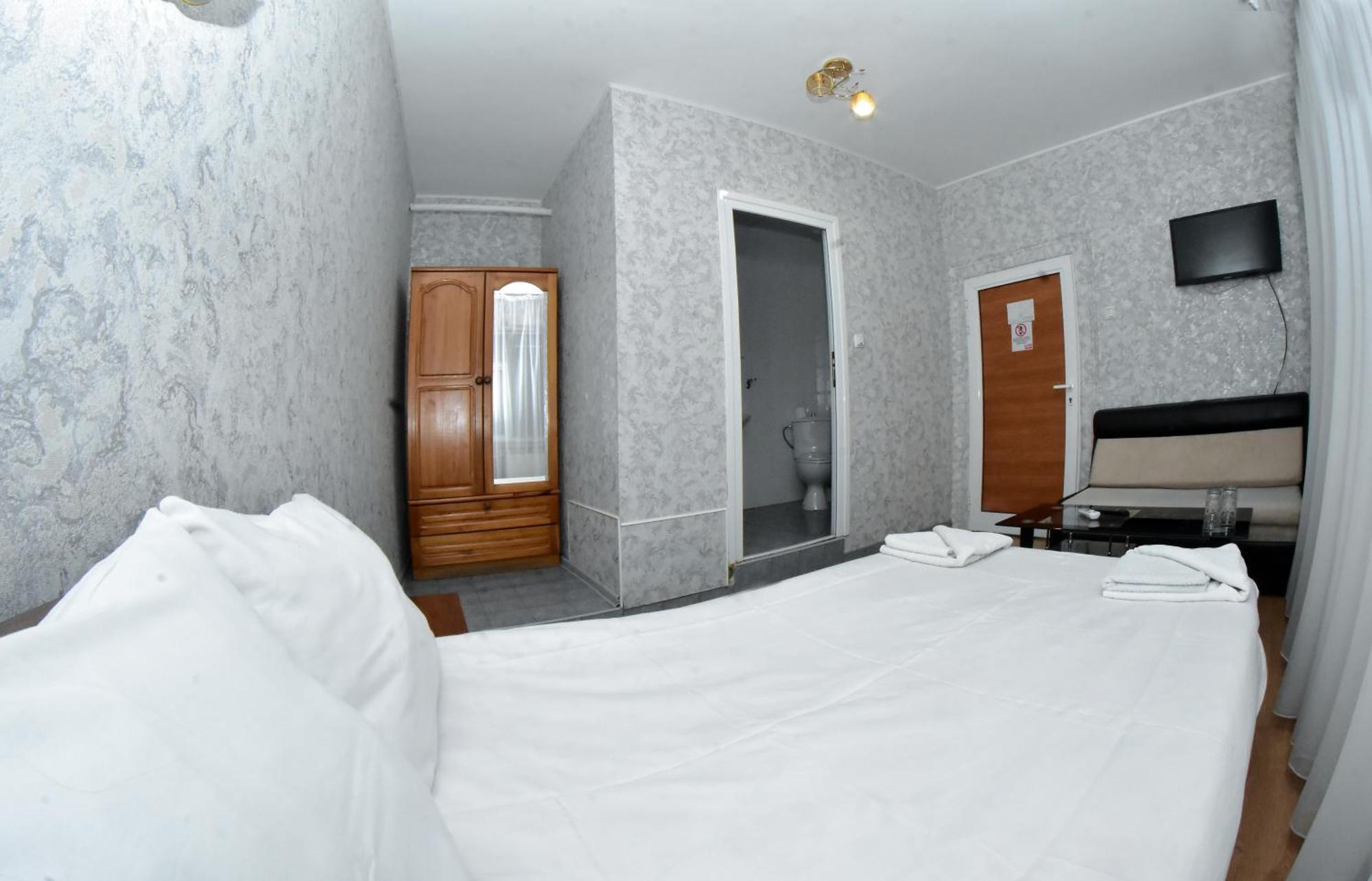 Hotel Rade 1 Vrața Exterior foto